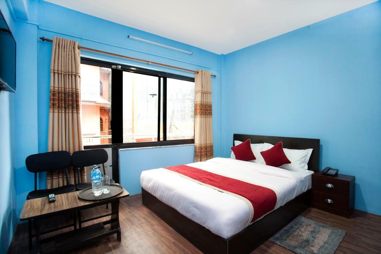 Hotel Crossroads Kathmandu Exteriör bild