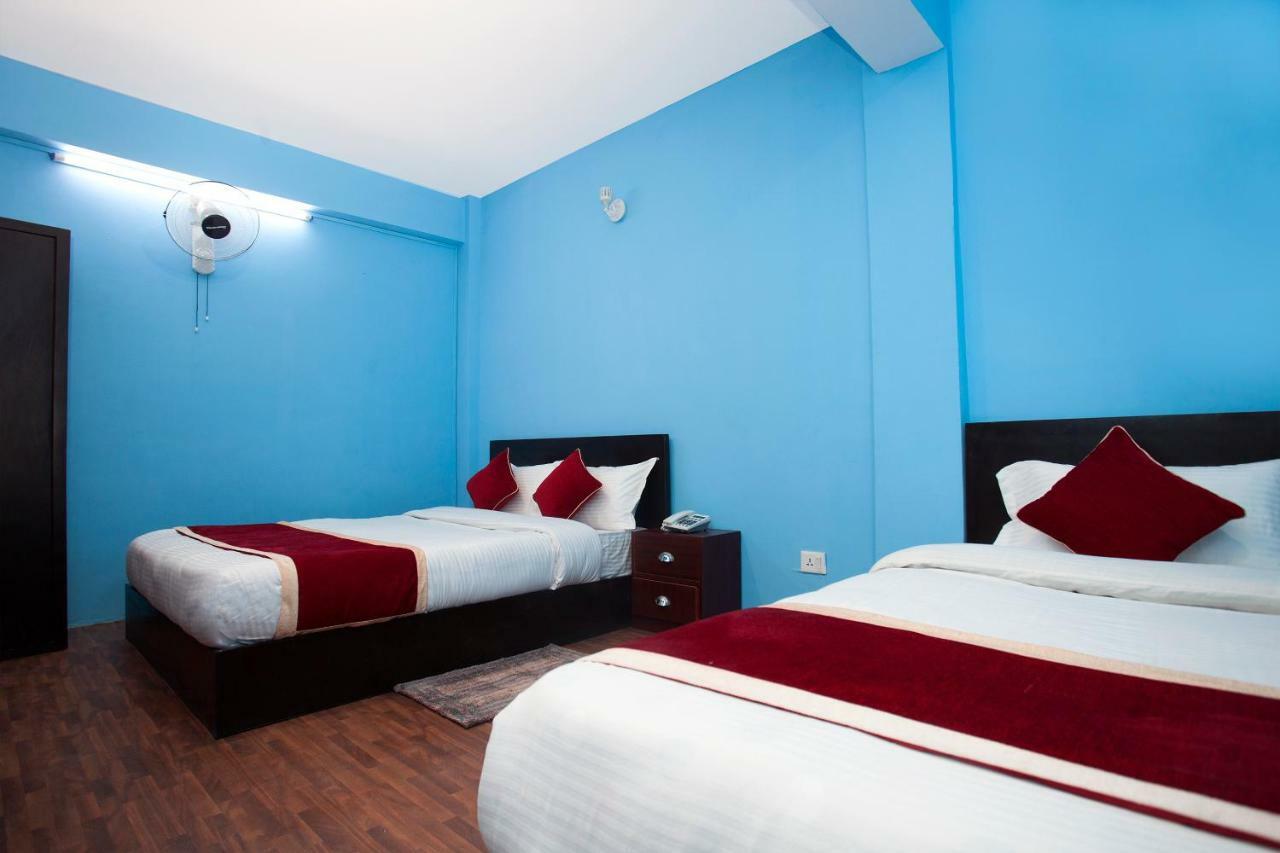 Hotel Crossroads Kathmandu Exteriör bild